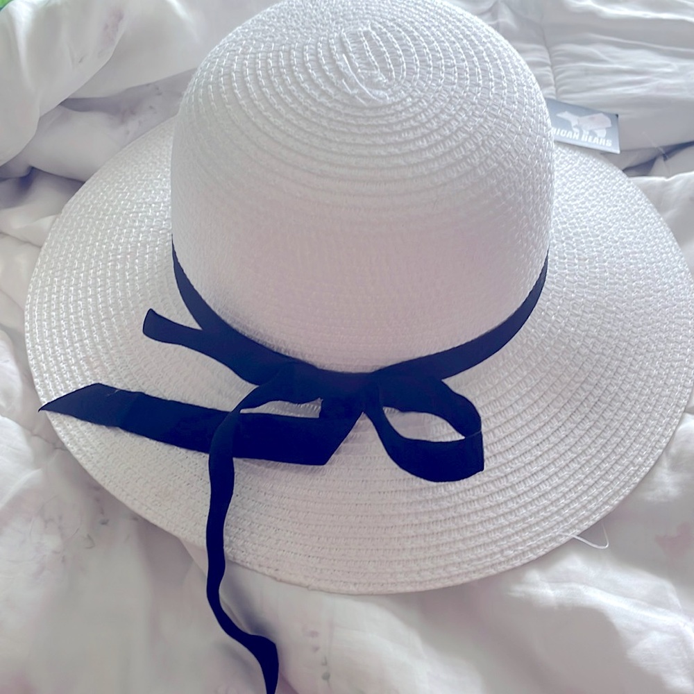 Straw white hat nwt